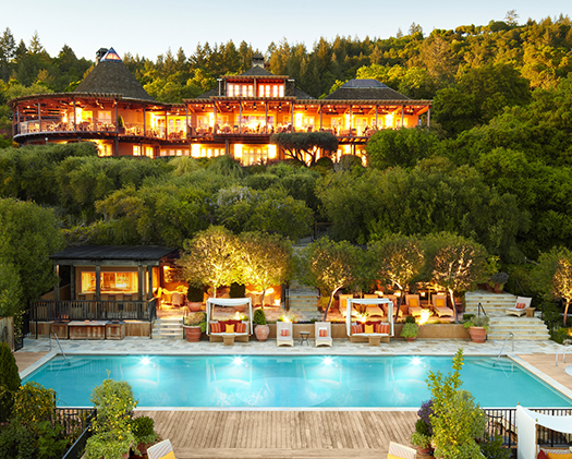 Pool and lounging area in Napa Valley